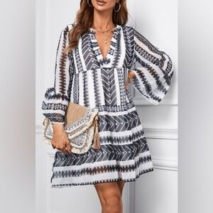 Black & White Geometric Print Long Sleeve Boho A-Line Mini Dress NWT